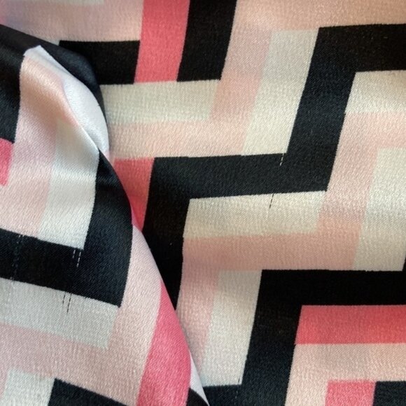 Jacob Sleeveless Fitted Dress White Pink Geometric Pattern - Picture 14 of 15